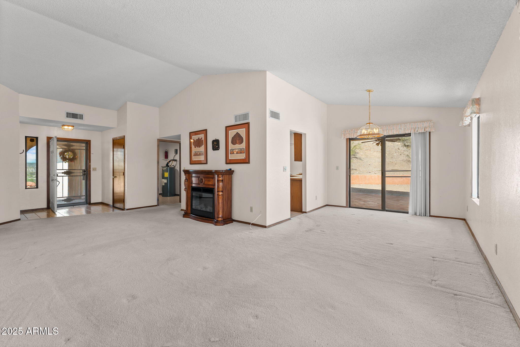 Wickenburg, Arizona, 85390, United States, 3 Bedrooms Bedrooms, ,2 BathroomsBathrooms,Residential,For Sale,1983764