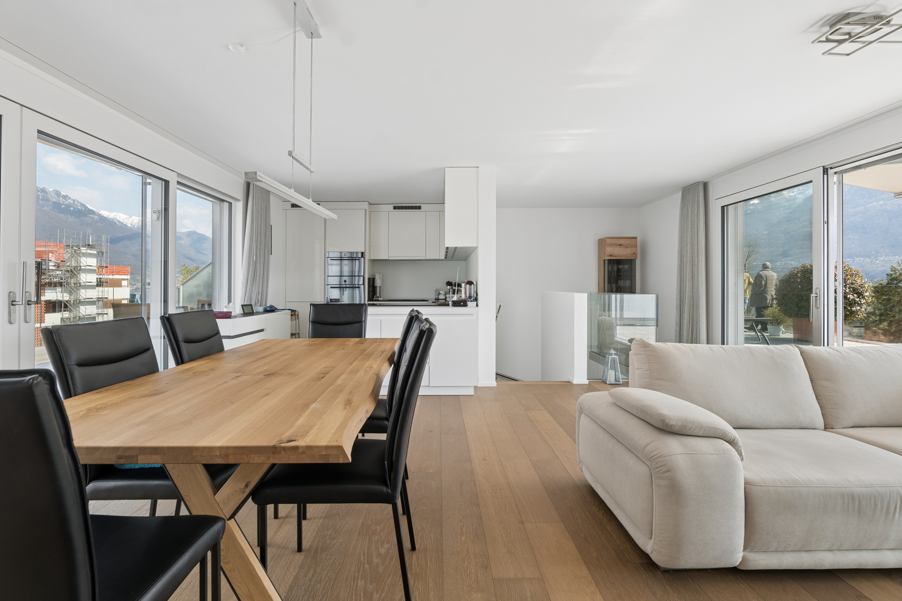  Penthouse-duplex with large terrace a stone