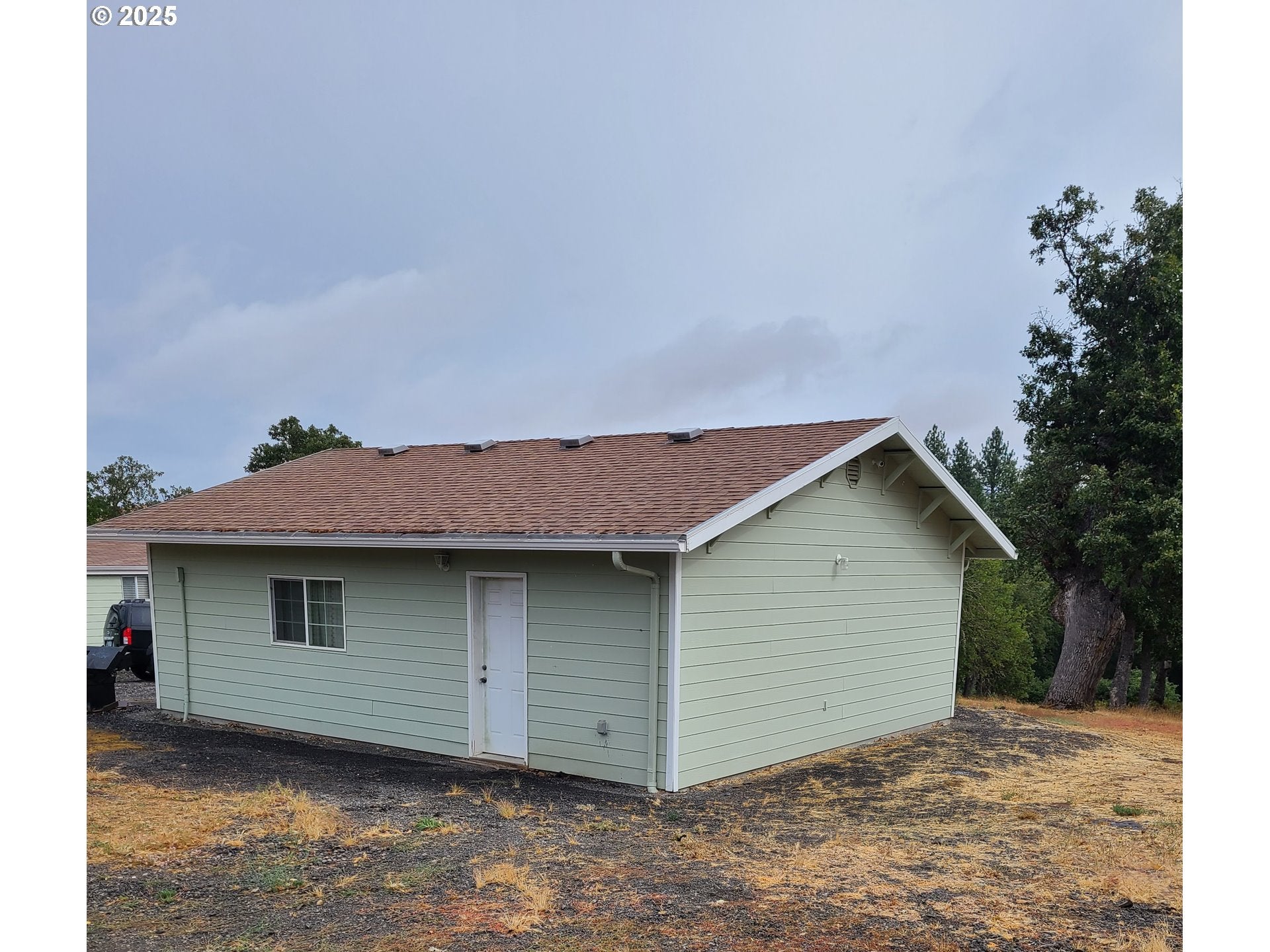 Lyle, Washington, 98635, United States, 3 Bedrooms Bedrooms, ,2 BathroomsBathrooms,Residential,For Sale,1875194