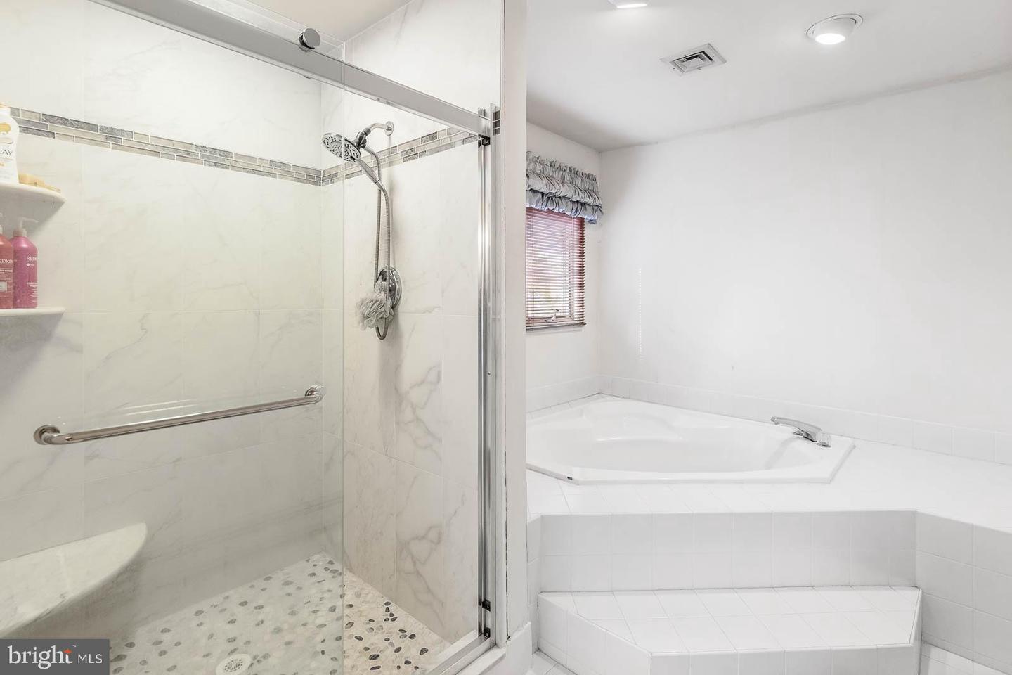 Chalfont, Pennsylvania, 18914, United States, 4 Bedrooms Bedrooms, ,4 BathroomsBathrooms,Residential,For Sale,1991074