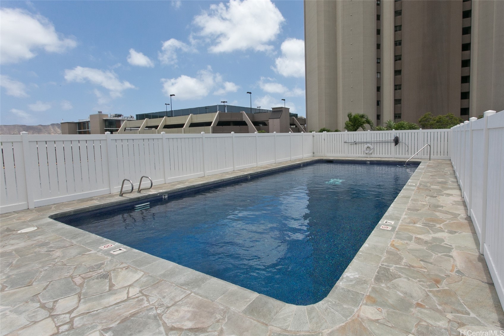 2525 Date Street Unit 3706, Honolulu, Hawaii, 96826, United States, 2 Bedrooms Bedrooms, ,2 BathroomsBathrooms,Residential,For Sale,2525 Date Street Unit 3706,1624943