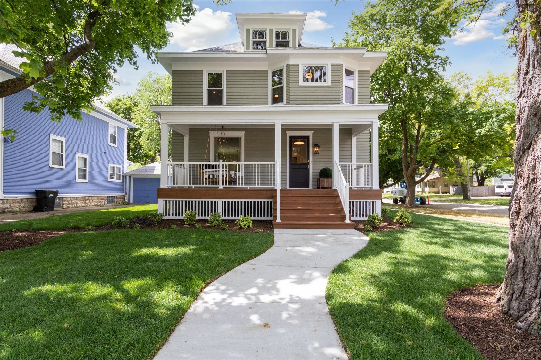 Beloit, Wisconsin, 53511, United States, 3 Bedrooms Bedrooms, ,3 BathroomsBathrooms,Residential,For Sale,1942532