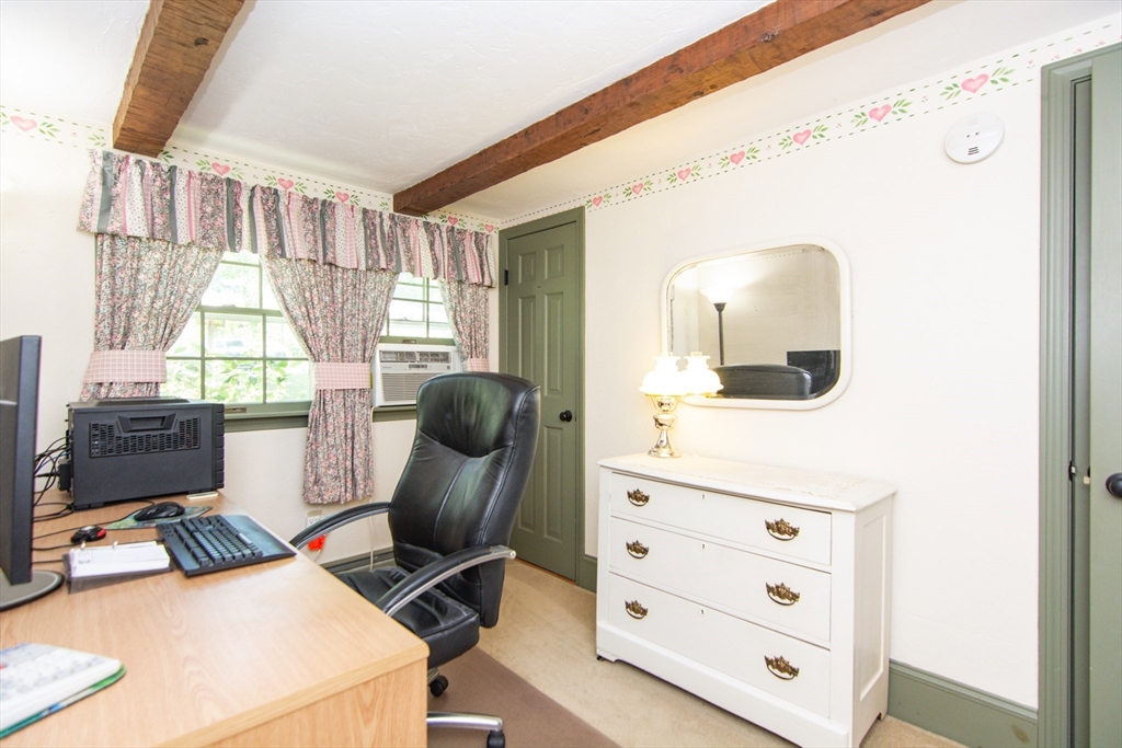 Hanson, Massachusetts, 02341, United States, 3 Bedrooms Bedrooms, ,Residential,For Sale,1920673