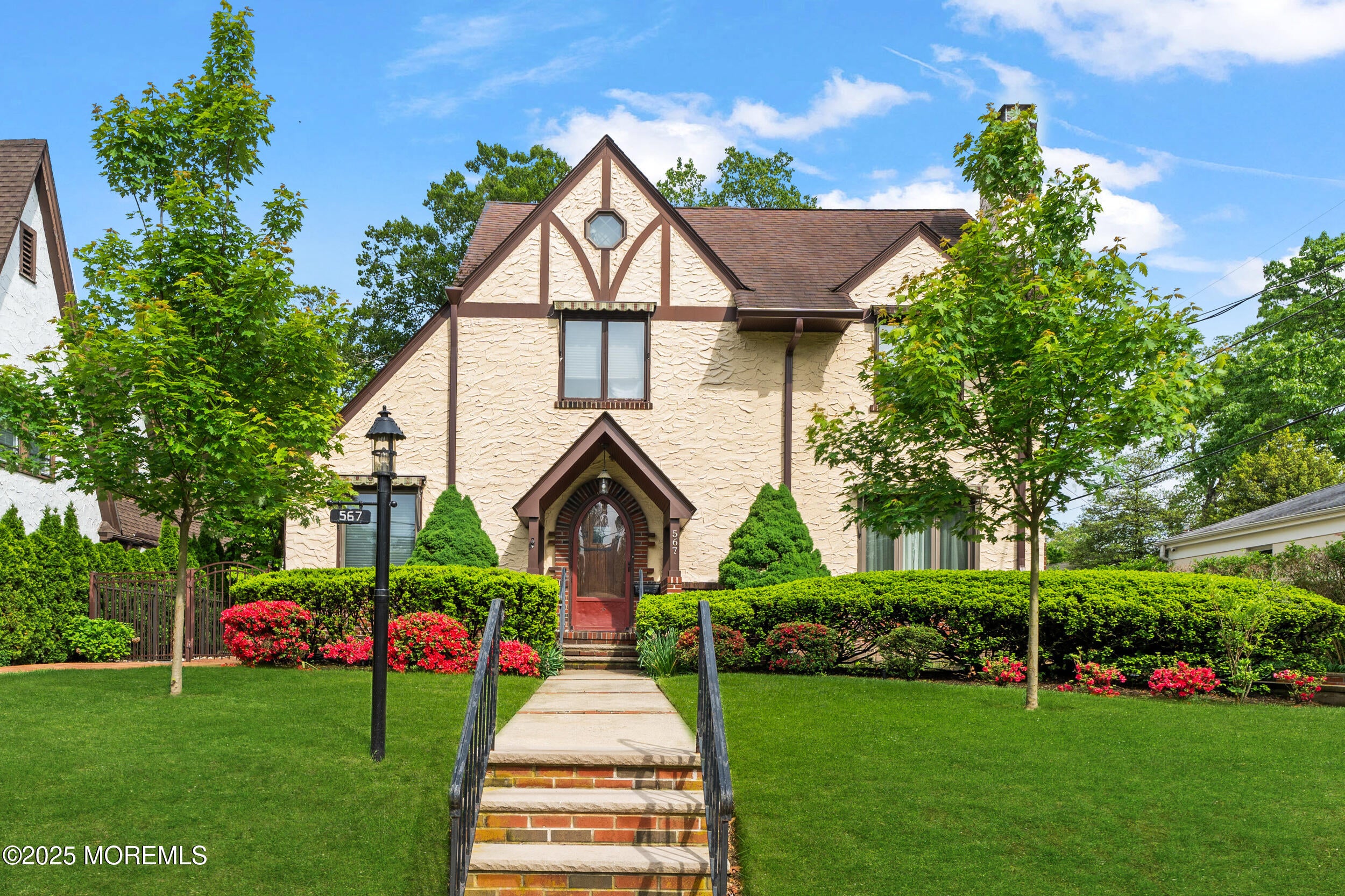 Allenhurst, New Jersey, 07711, United States, 6 Bedrooms Bedrooms, ,4 BathroomsBathrooms,Residential,For Sale,1977688