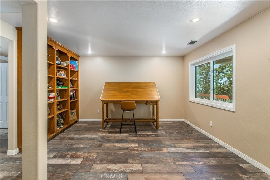 Oak Glen, California, 92399, United States, 2 Bedrooms Bedrooms, ,2 BathroomsBathrooms,Residential,For Sale,1920636