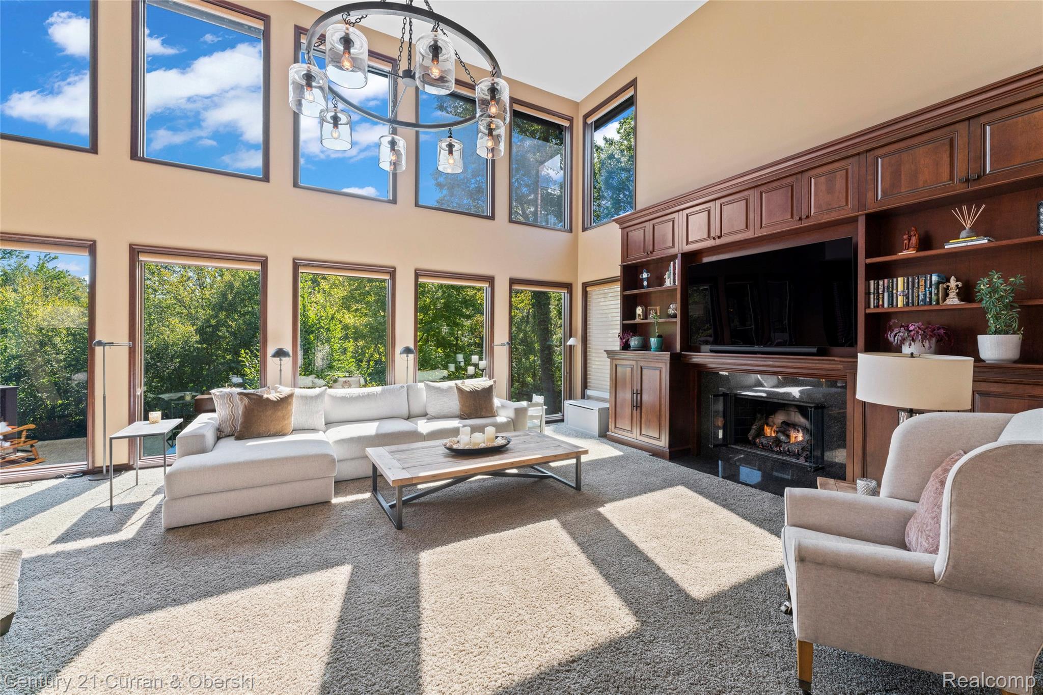 Commerce Charter Township, Michigan, 48382, United States, 4 Bedrooms Bedrooms, ,5 BathroomsBathrooms,Residential,For Sale,1974674