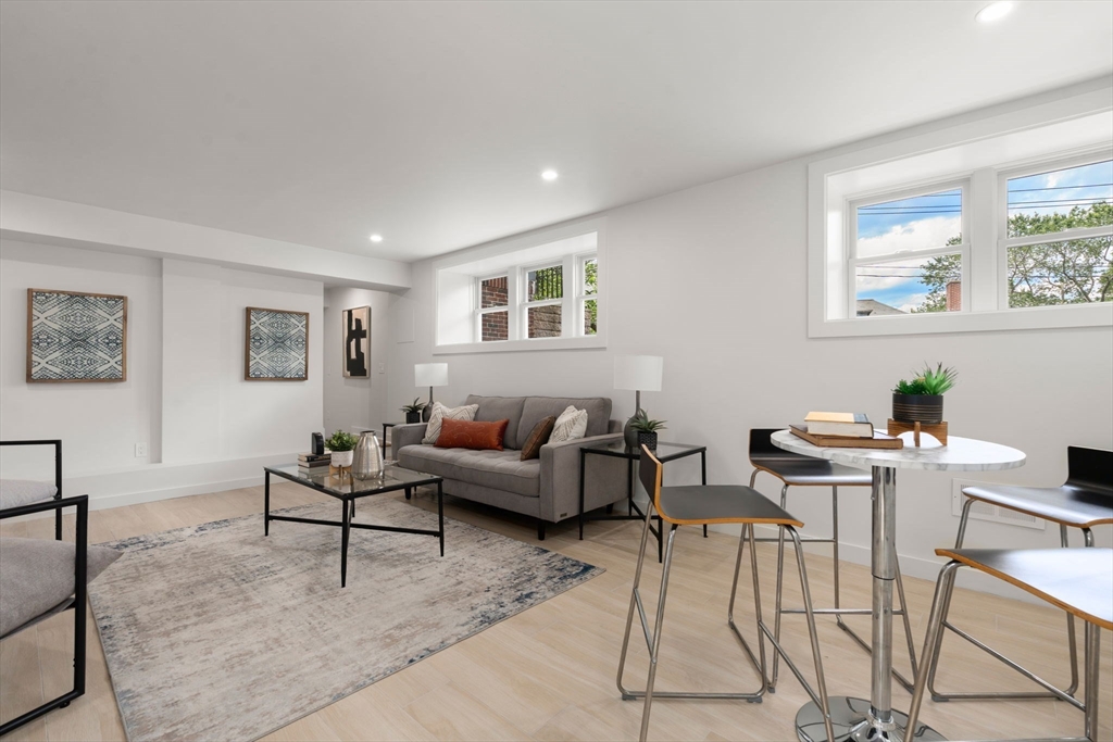 Brookline, Massachusetts, 02445, United States, 5 Bedrooms Bedrooms, ,5 BathroomsBathrooms,Residential,For Sale,1940156