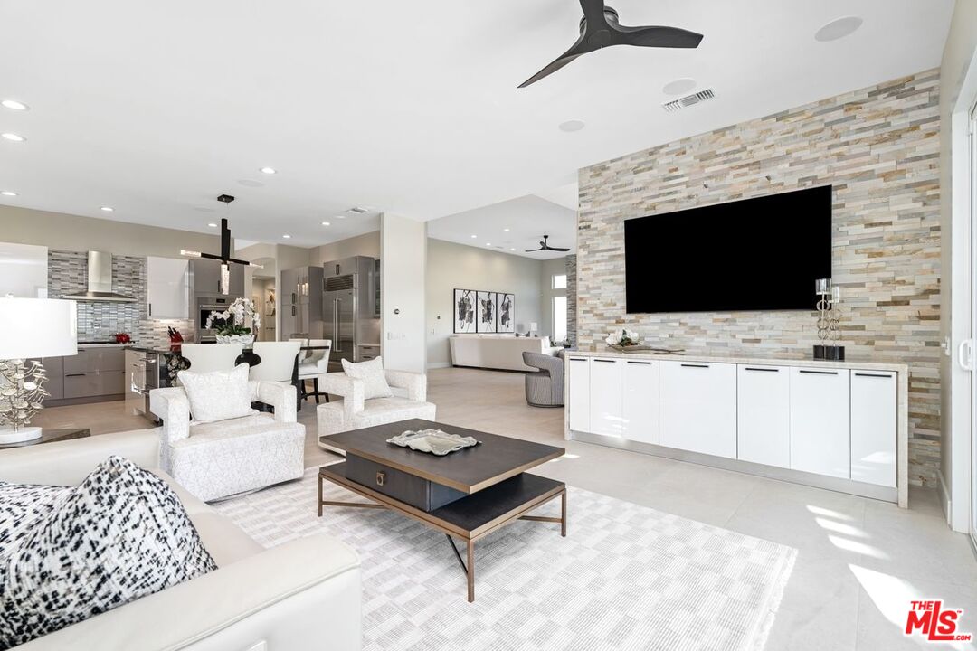 Palm Desert, California, 92211, United States, 3 Bedrooms Bedrooms, ,4 BathroomsBathrooms,Residential,For Sale,1997361