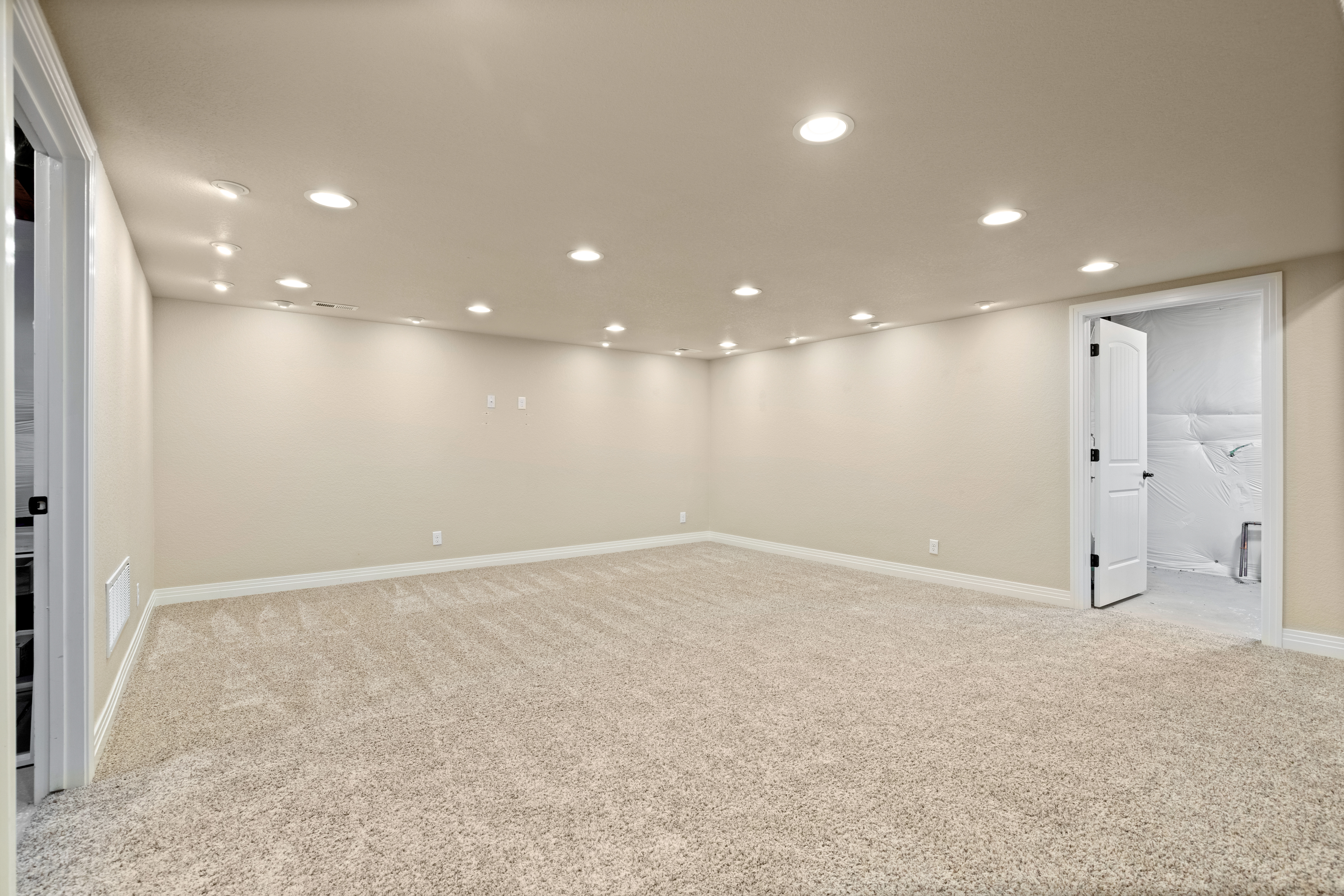  Set on 2.35 acres in Spring Valley Ranch - 物件實景