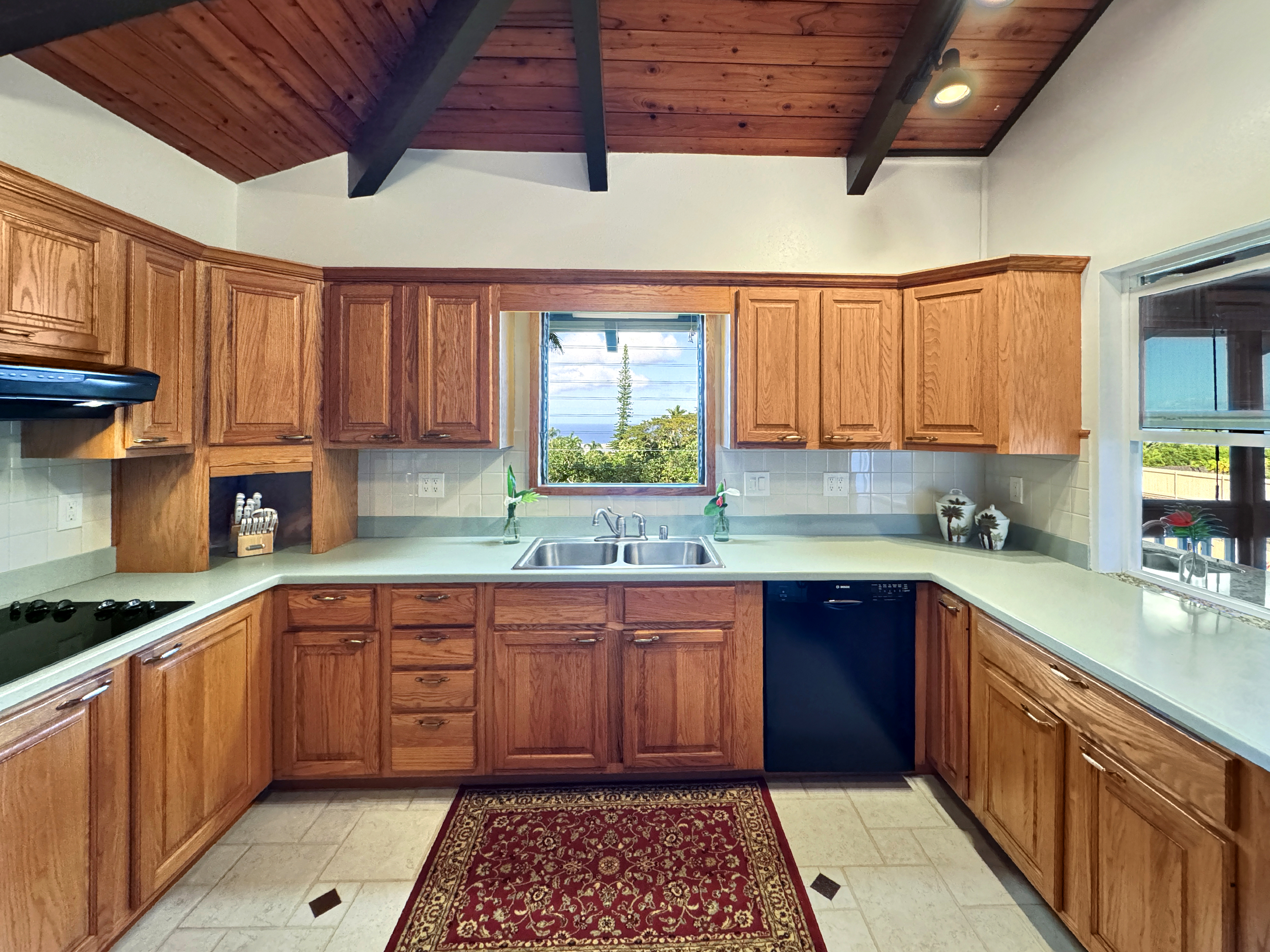 Kailua-Kona, Hawaii, 96740, United States, 3 Bedrooms Bedrooms, ,3 BathroomsBathrooms,Residential,For Sale,1827078