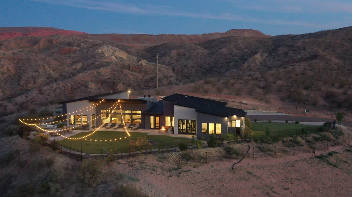 Washington, Utah, 84780, United States, 4 Bedrooms Bedrooms, ,4 BathroomsBathrooms,Residential,For Sale,1998221