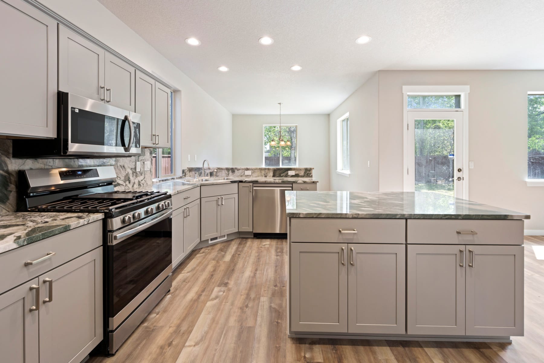  21189 Ritz Place Bend, OR 97702 - 物件實景