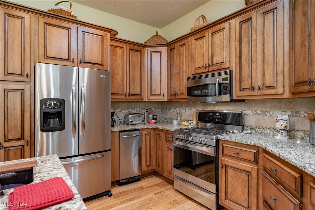 Vienna, West Virginia, 26105, United States, 4 Bedrooms Bedrooms, ,3 BathroomsBathrooms,Residential,For Sale,1902591