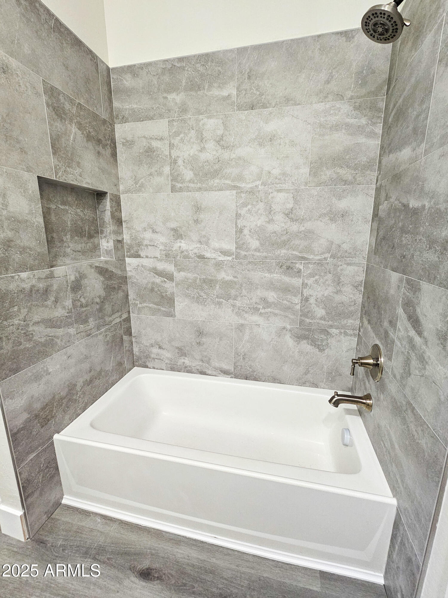 Glendale, Arizona, 85307, United States, 4 Bedrooms Bedrooms, ,3 BathroomsBathrooms,Residential,For Sale,2003345