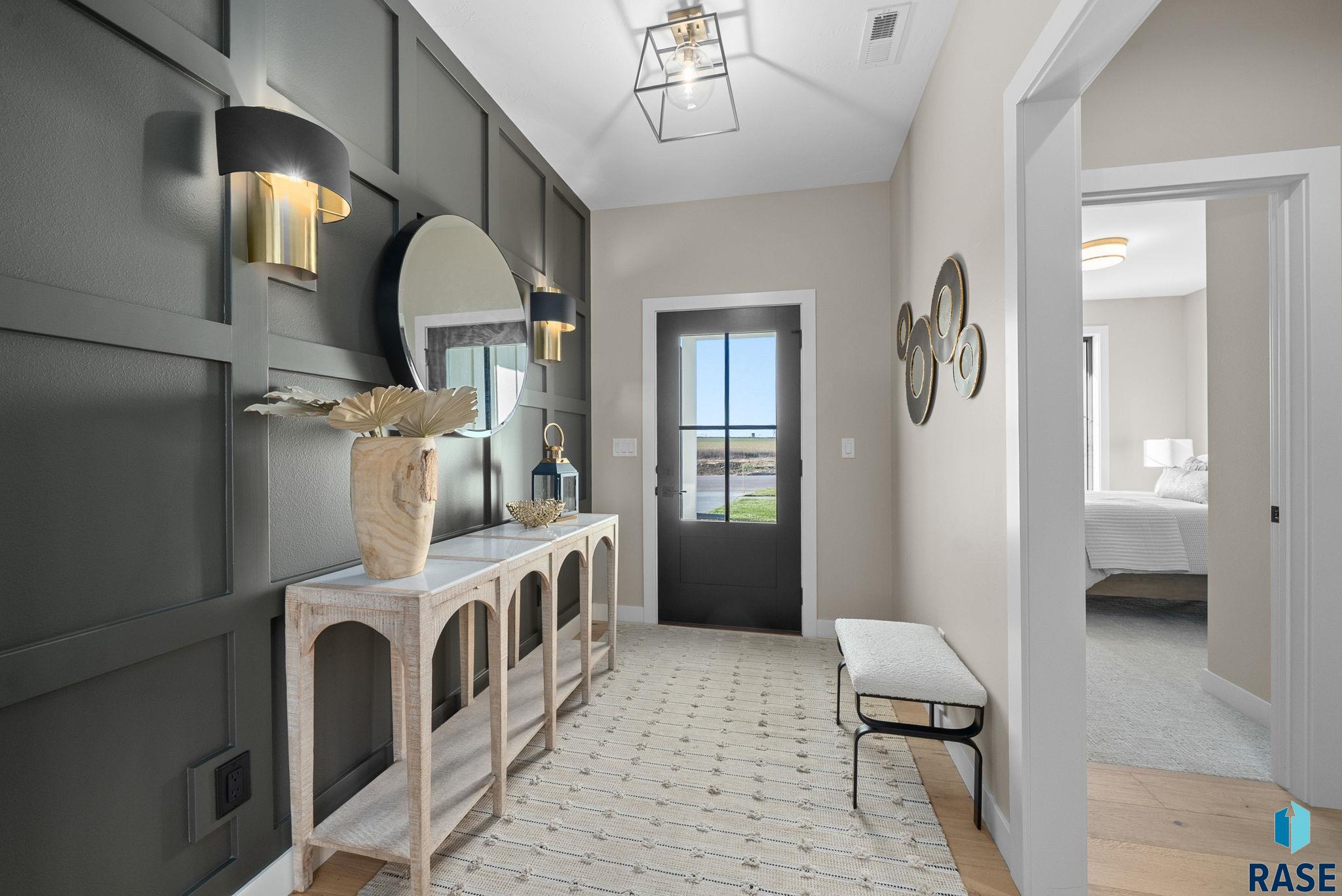 Sioux Falls, South Dakota, 57110, United States, 3 Bedrooms Bedrooms, ,3 BathroomsBathrooms,Residential,For Sale,2001465