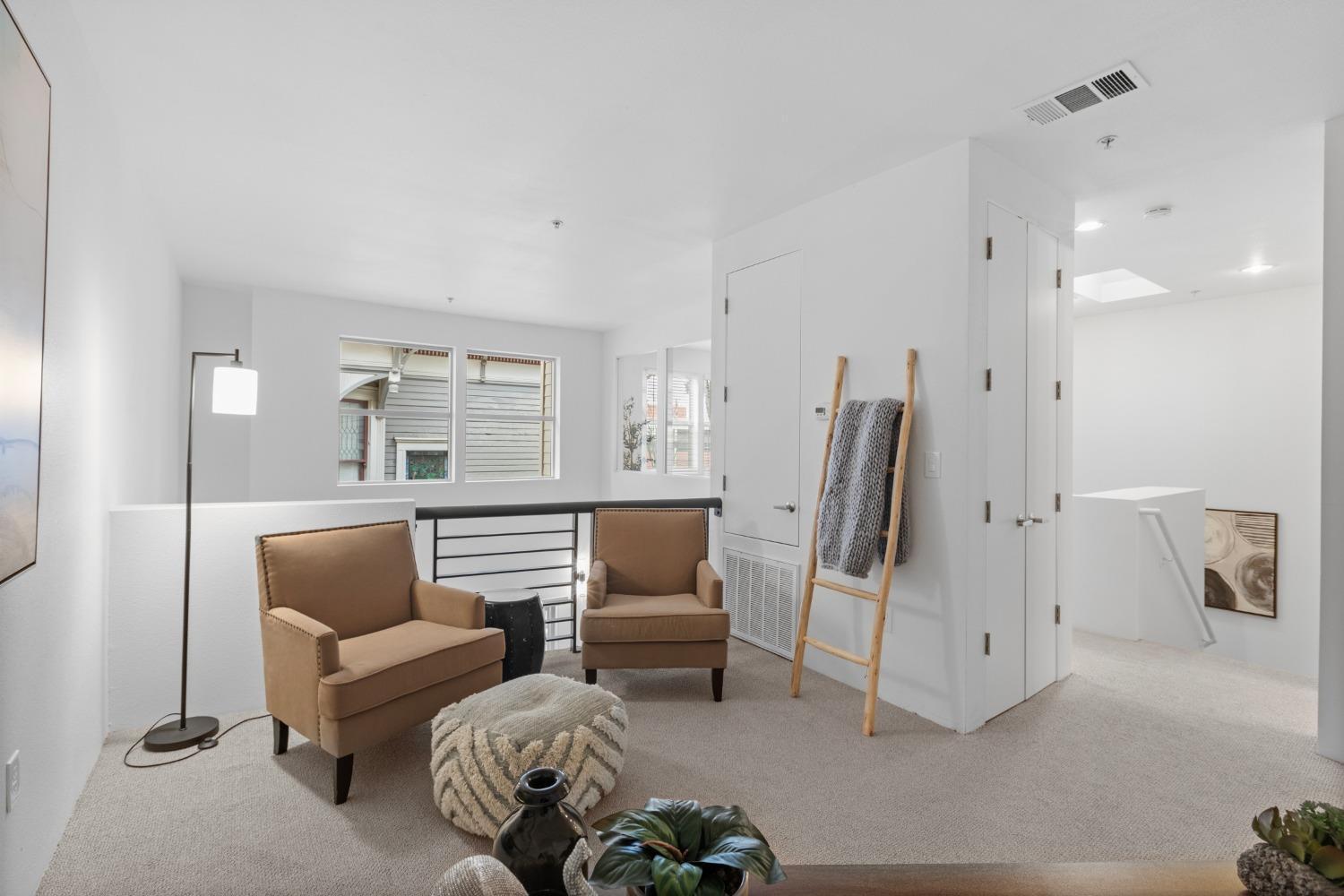Sacramento, California, 95811, United States, 2 Bedrooms Bedrooms, ,2 BathroomsBathrooms,Residential,For Sale,1942106