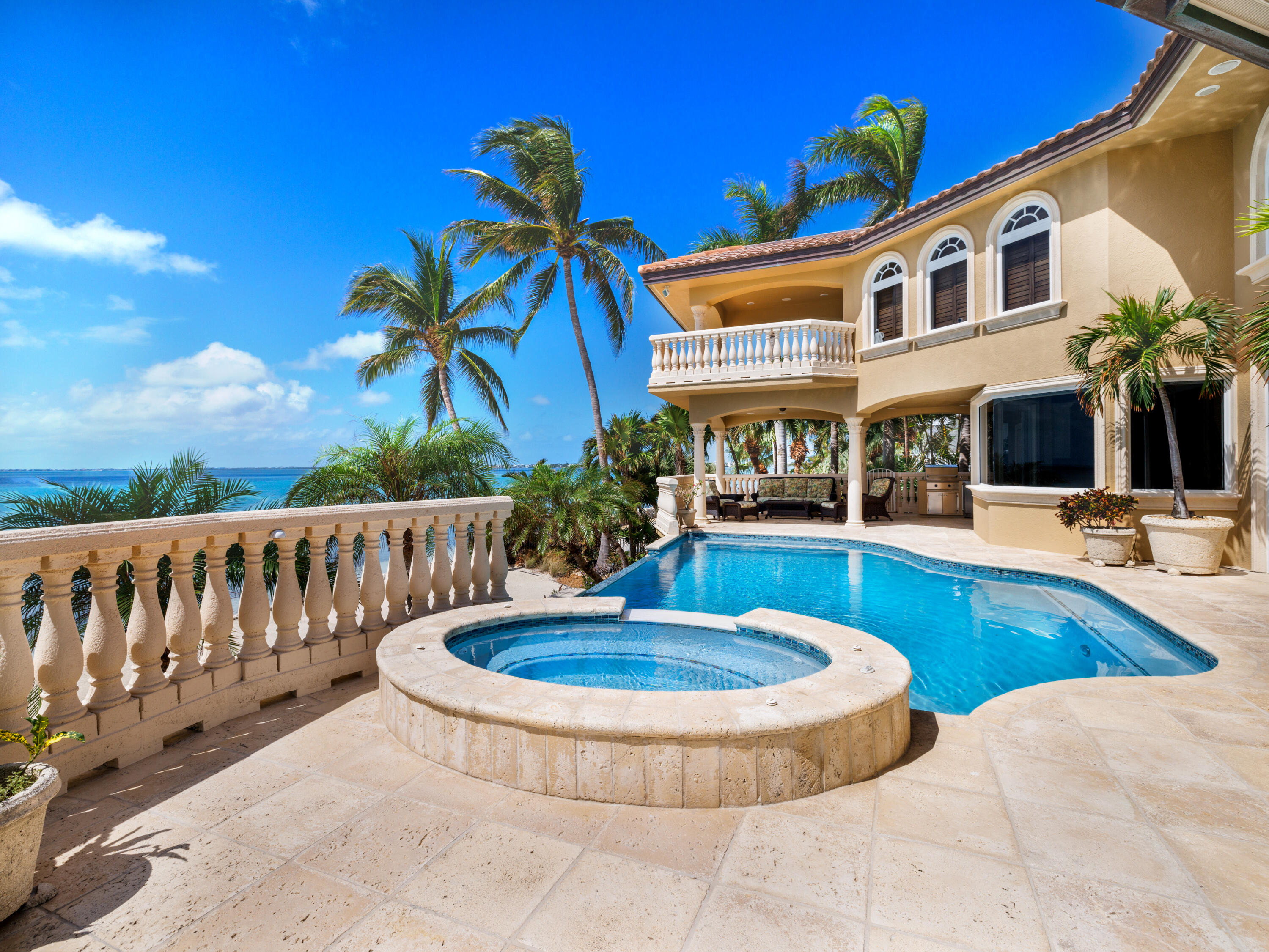 KEY COLONY, Florida, 33051, United States, 4 Bedrooms Bedrooms, ,5 BathroomsBathrooms,Residential,For Sale,1997483