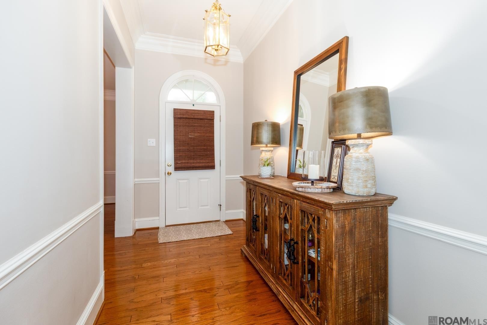 Baton Rouge, Louisiana, 70808, United States, 4 Bedrooms Bedrooms, ,3 BathroomsBathrooms,Residential,For Sale,2008098