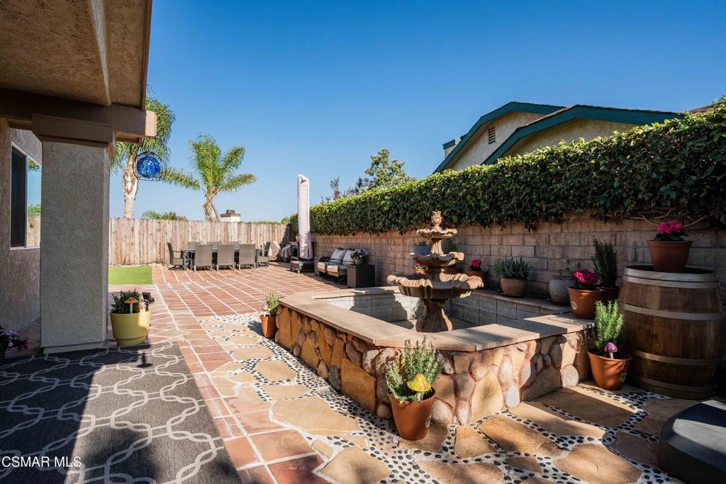 Moorpark, California, 93021, United States, 2 Bedrooms Bedrooms, ,2 BathroomsBathrooms,Residential,For Sale,1935998