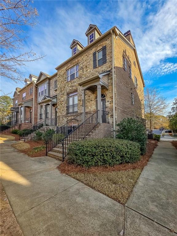 Alpharetta, Georgia, 30009, United States, 3 Bedrooms Bedrooms, ,4 BathroomsBathrooms,Residential,For Sale,2006283