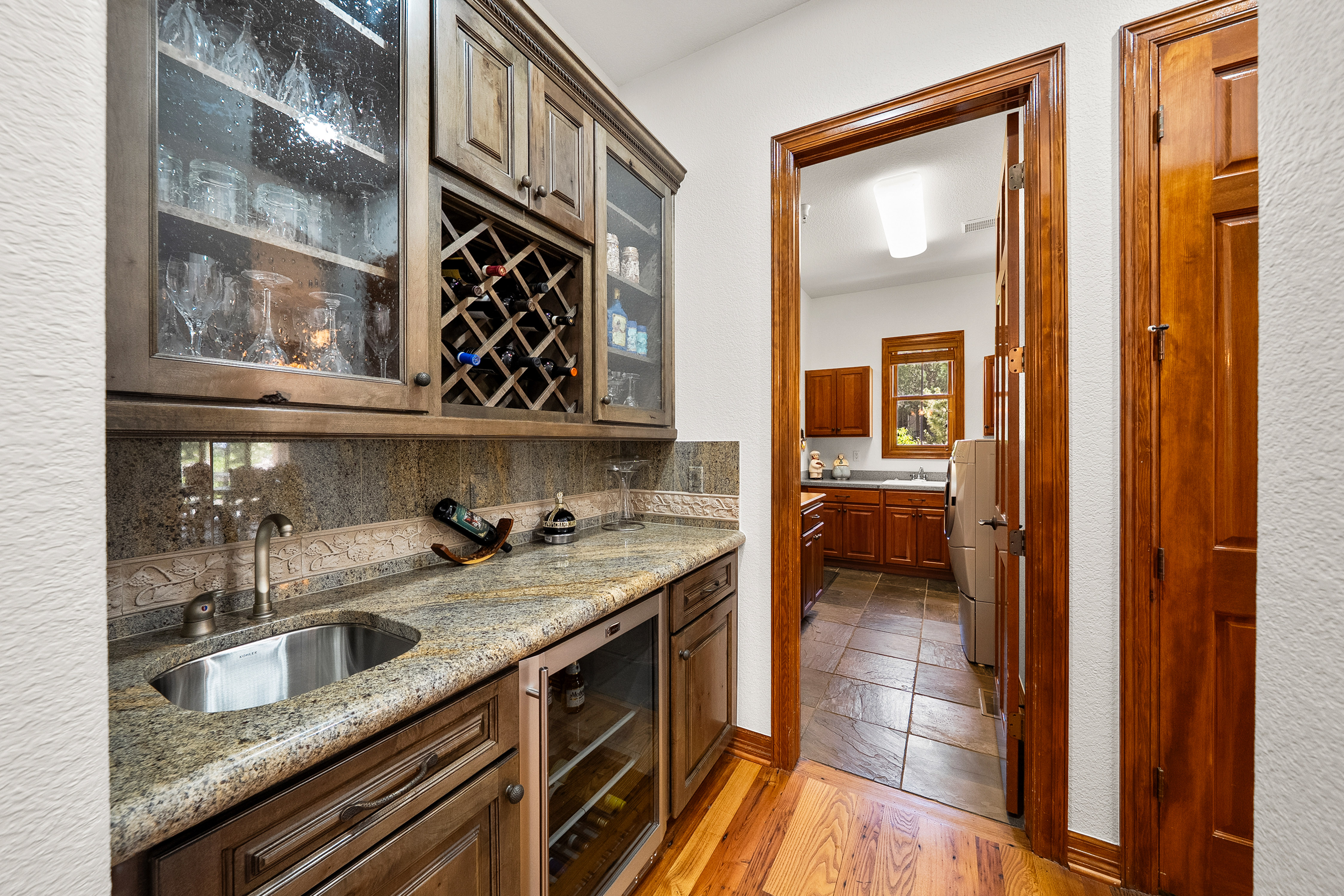  Exceptional ranch-style home in the prestigious gated golf course community - 物件實景