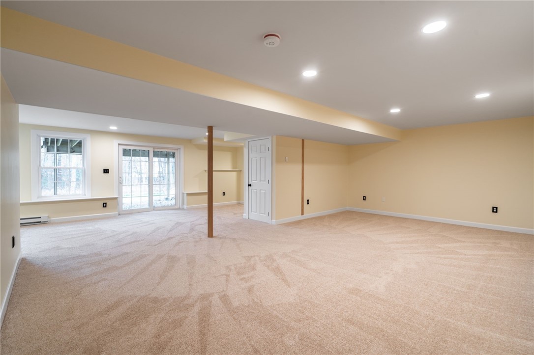 Cumberland, Rhode Island, 02864, United States, 3 Bedrooms Bedrooms, ,3 BathroomsBathrooms,Residential,For Sale,1991986