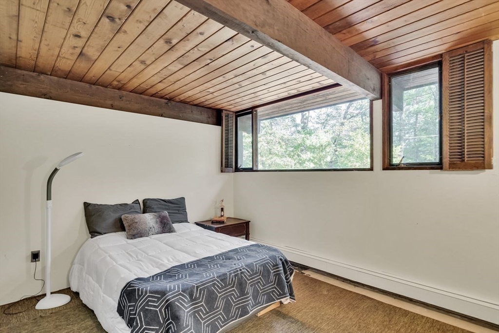 Bedford, Massachusetts, 01730, United States, 5 Bedrooms Bedrooms, ,3 BathroomsBathrooms,Residential,For Sale,1942170