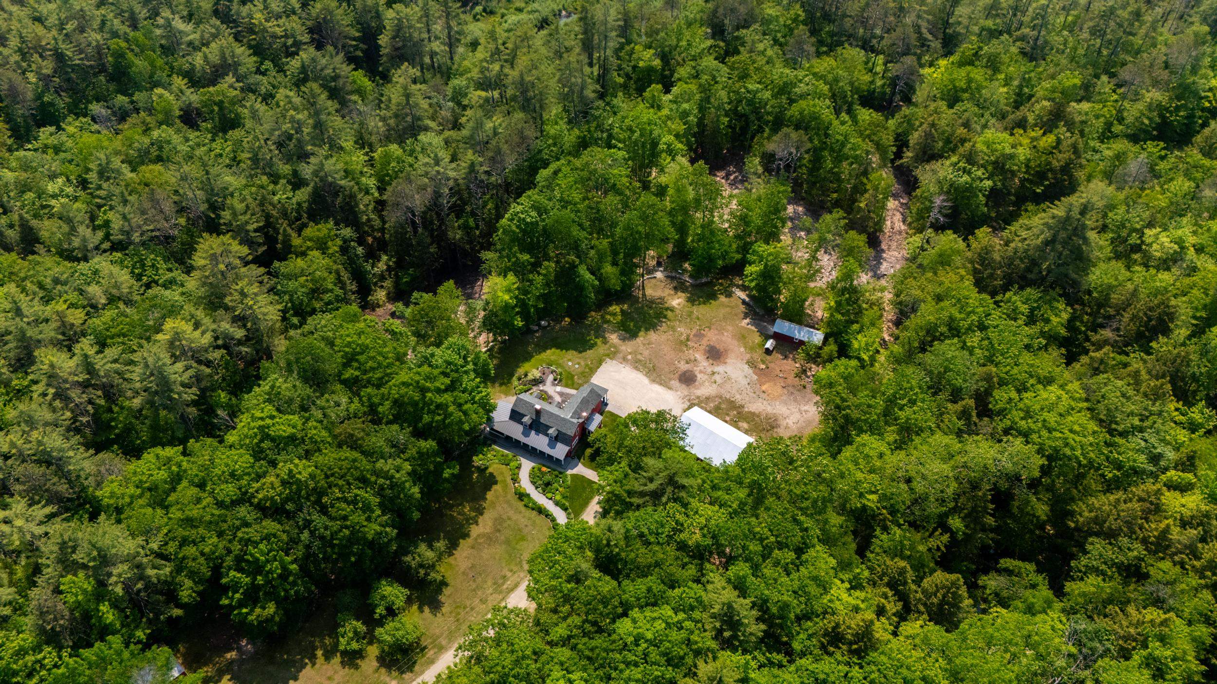 Eaton, New Hampshire, 03832, United States, 3 Bedrooms Bedrooms, ,1 BathroomBathrooms,Residential,For Sale,1989468