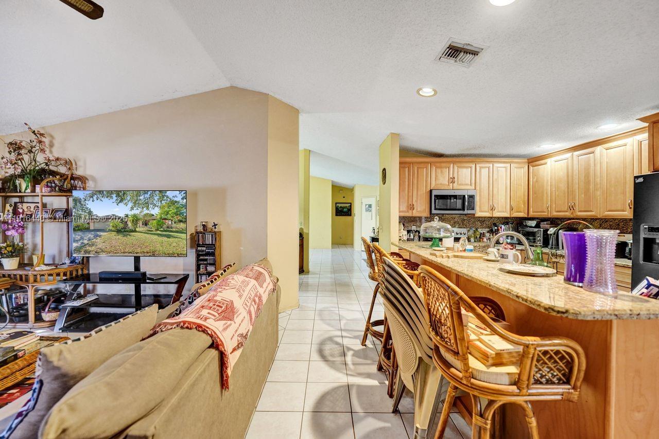 Miramar, Florida, 33025, United States, 3 Bedrooms Bedrooms, ,2 BathroomsBathrooms,Residential,For Sale,1996161