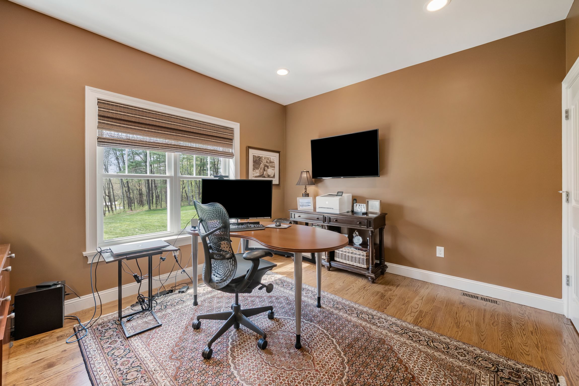  99 Red Gate Road, Tyngsborough, MA, 01879 - 物件實景