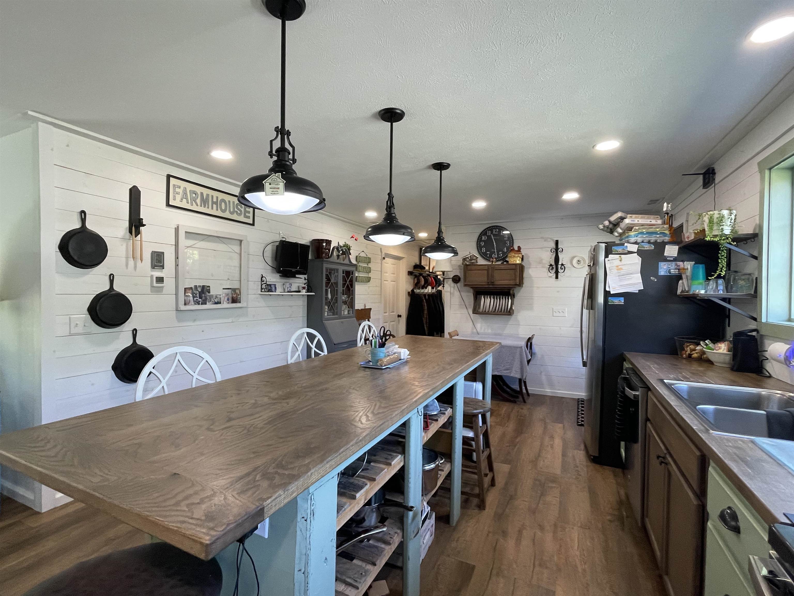 Harrison, Michigan, 48625, United States, 3 Bedrooms Bedrooms, ,3 BathroomsBathrooms,Residential,For Sale,2007492