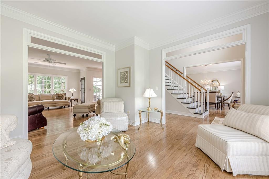 Cumming, Georgia, 30041, United States, 5 Bedrooms Bedrooms, ,5 BathroomsBathrooms,Residential,For Sale,1919838