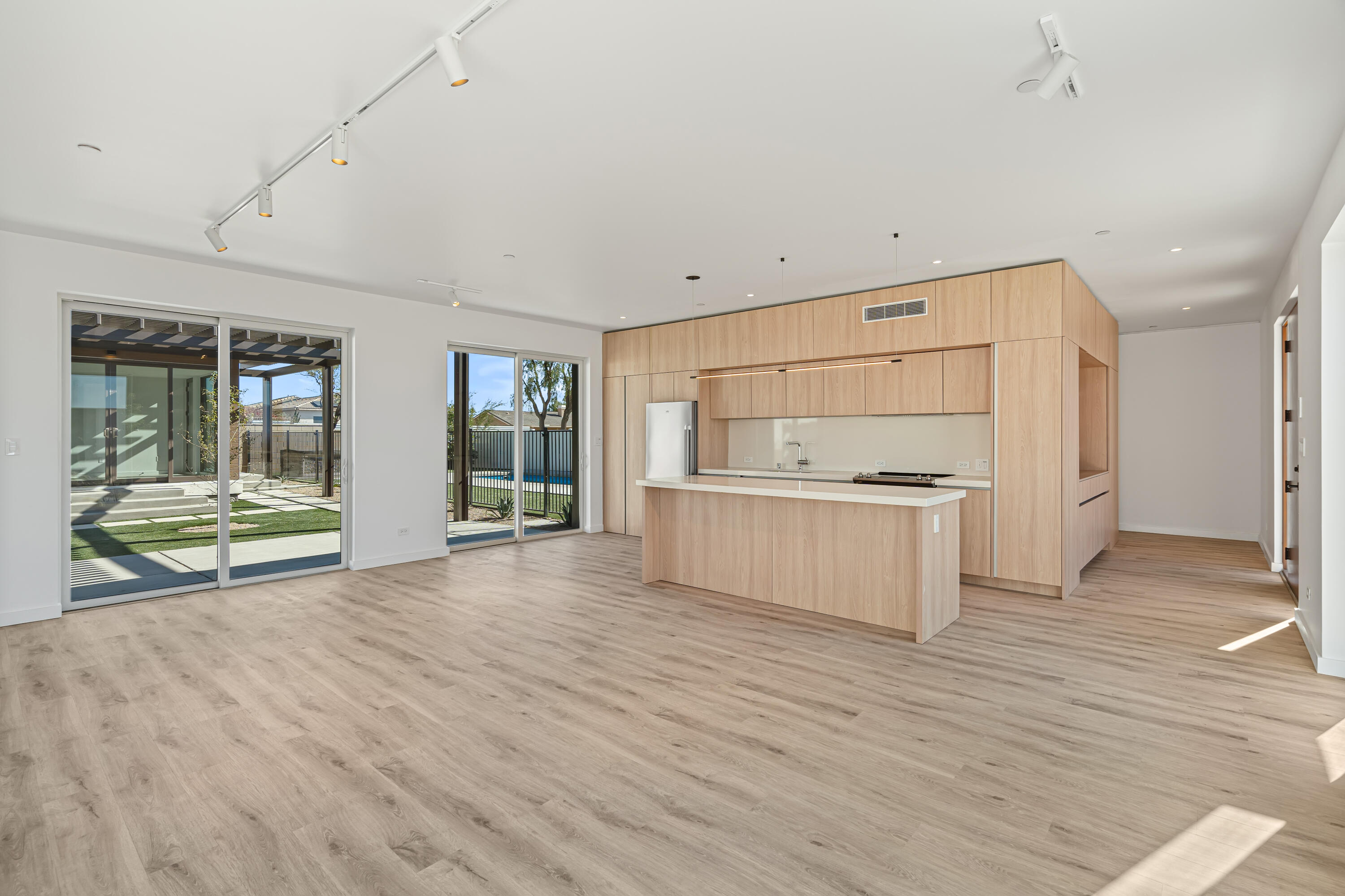 Desert Hot Springs, California, 92240, United States, 4 Bedrooms Bedrooms, ,Residential,For Sale,1998852