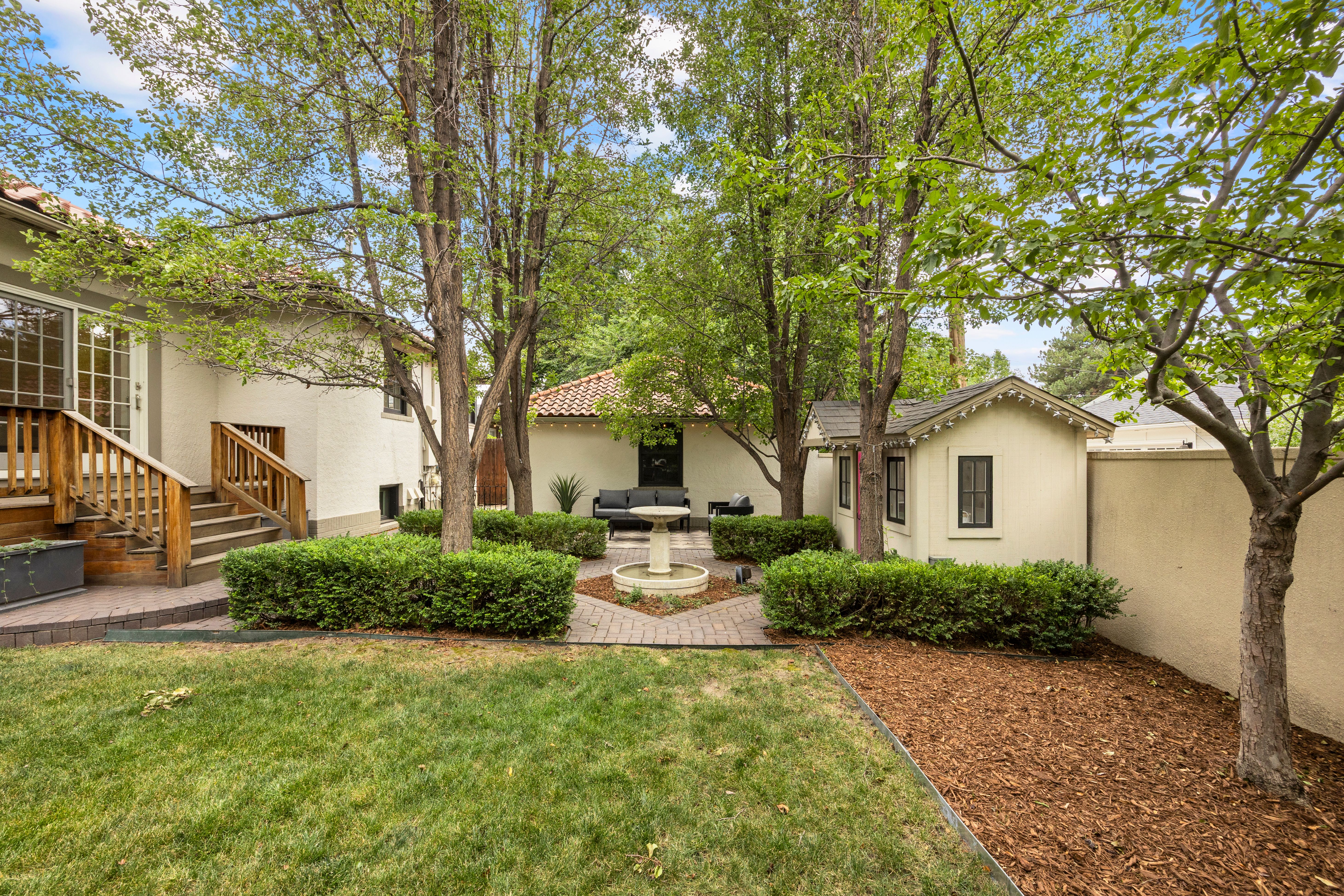  Mediterranean Masterpiece Spanning Prestigious 7th Avenue Parkway - 物件實景