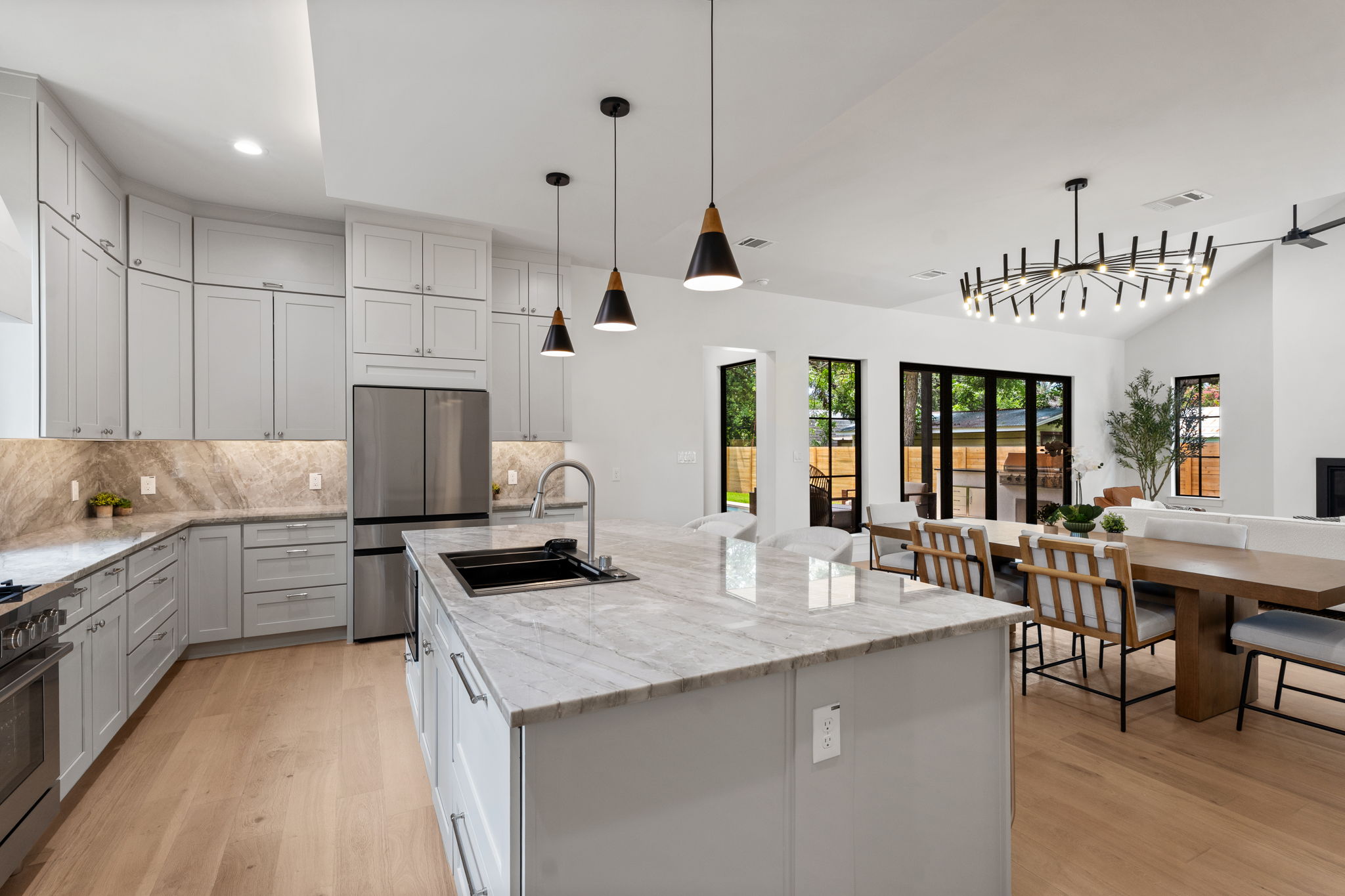  Contemporary Design with Timeless Architecture in South Austin - 物件實景
