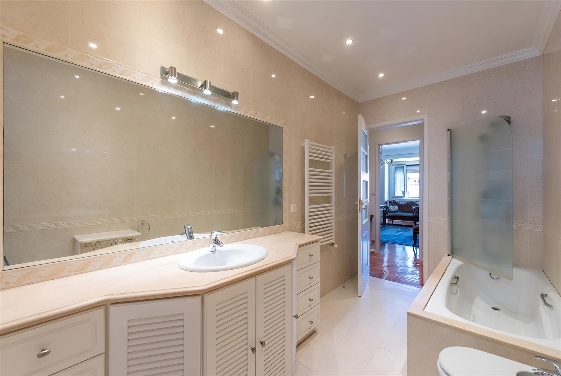  Flat, 4 bedrooms, for Sale - 物件實景