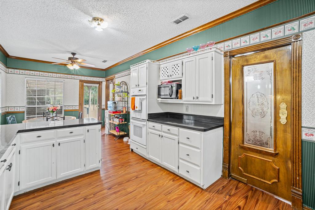 Palmer, Texas, 75152, United States, 4 Bedrooms Bedrooms, ,4 BathroomsBathrooms,Residential,For Sale,1943207