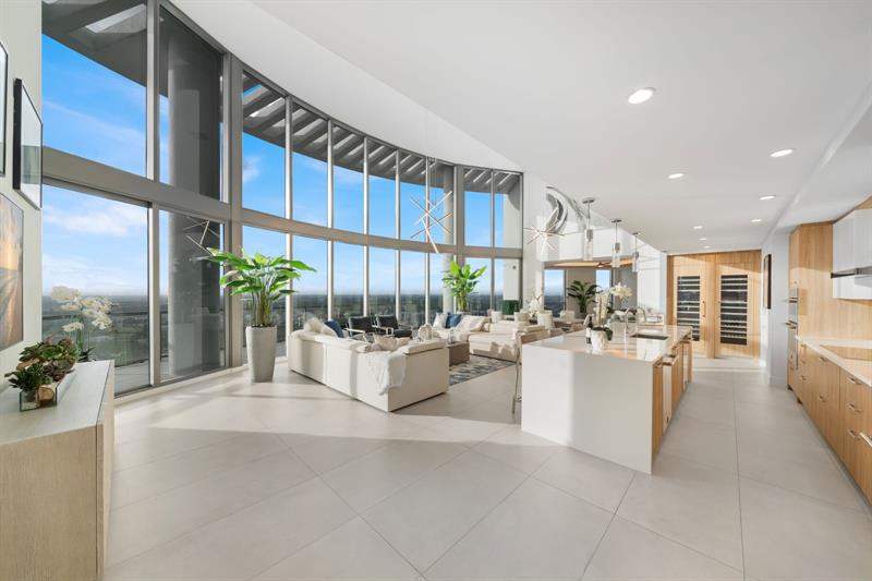 Fort Lauderdale, Florida, 33301, United States, 5 Bedrooms Bedrooms, ,7 BathroomsBathrooms,Residential,For Sale,1940975