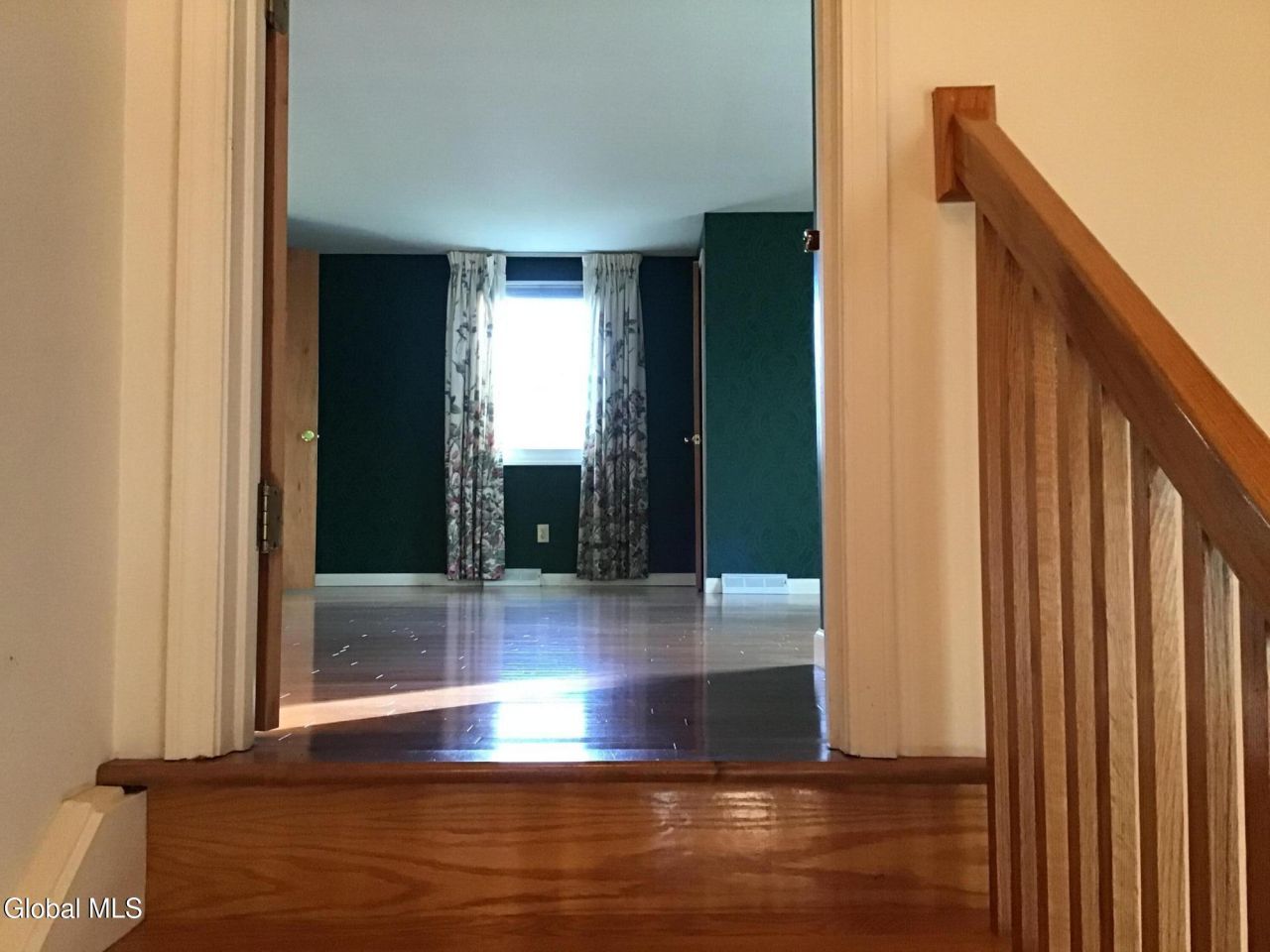 Loudonville, New York, 12211, United States, 4 Bedrooms Bedrooms, ,3 BathroomsBathrooms,Residential,For Sale,1994671