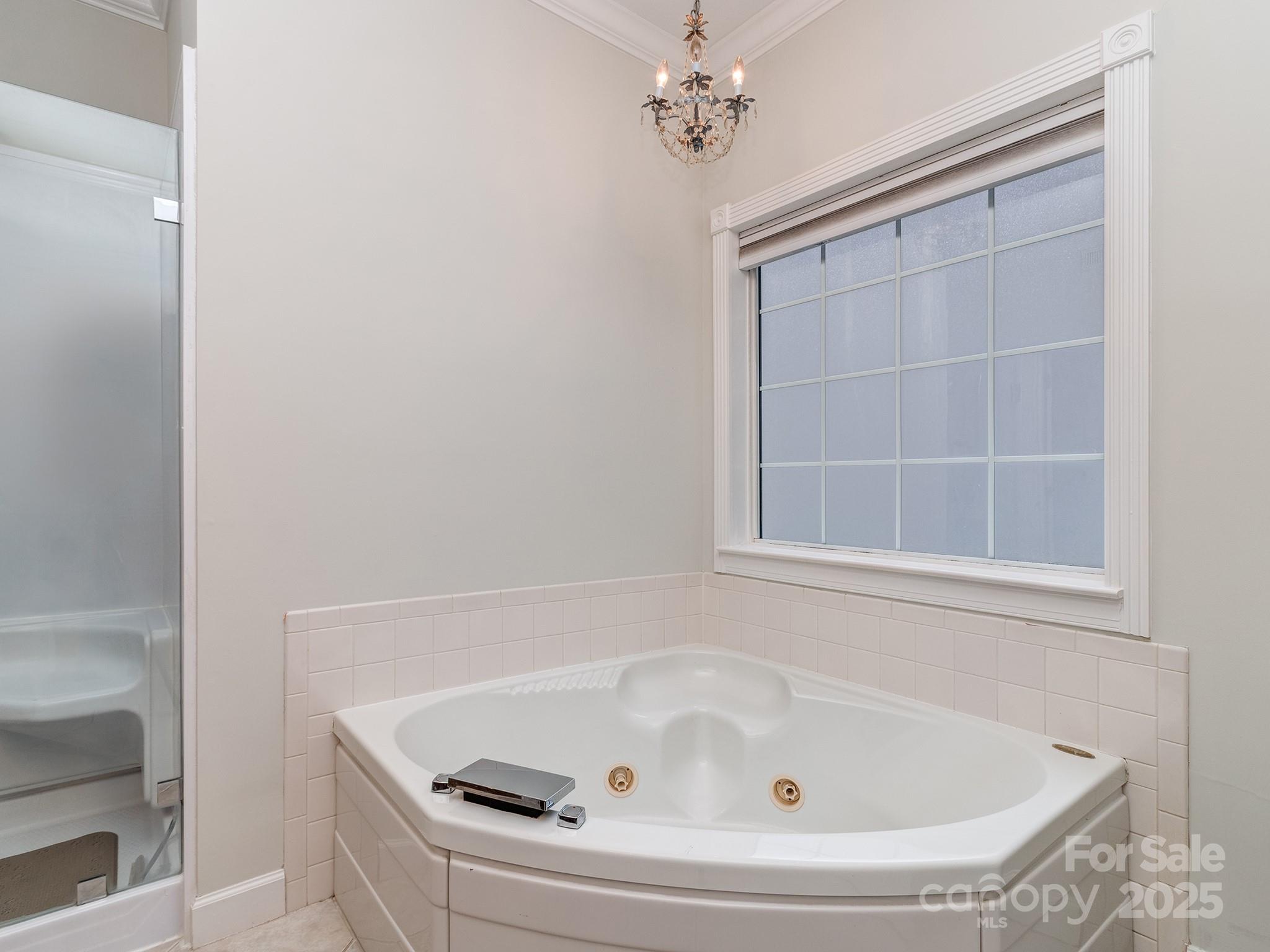 Charlotte, North Carolina, 28270, United States, 4 Bedrooms Bedrooms, ,3 BathroomsBathrooms,Residential,For Sale,1913389