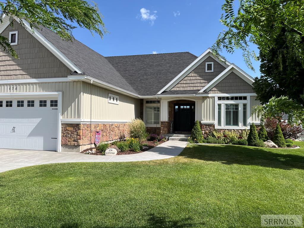IDAHO FALLS, Idaho, 83404, United States, 4 Bedrooms Bedrooms, ,3 BathroomsBathrooms,Residential,For Sale,1873456