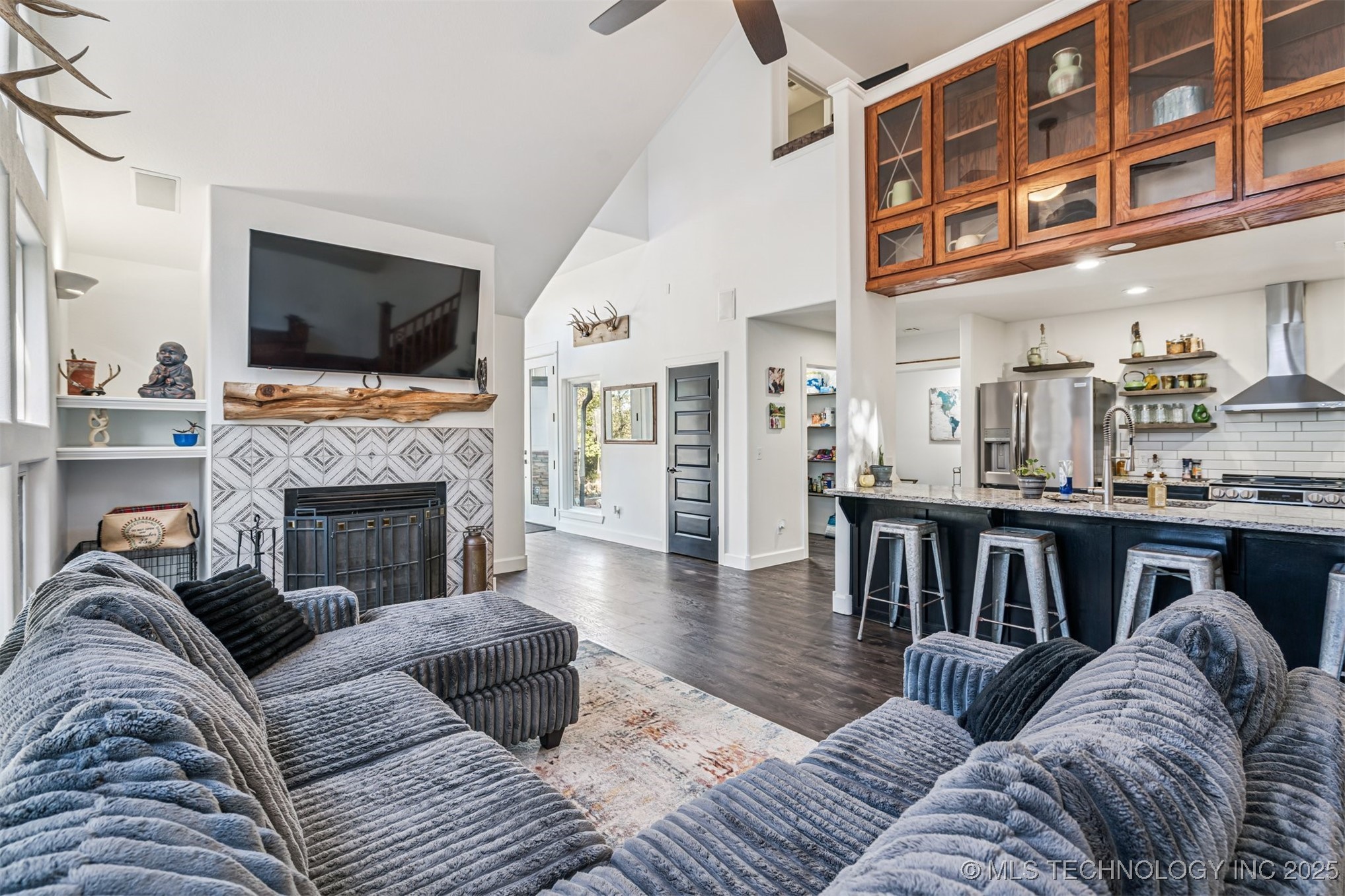 Stigler, Oklahoma, 74462, United States, 5 Bedrooms Bedrooms, ,3 BathroomsBathrooms,Residential,For Sale,2001664