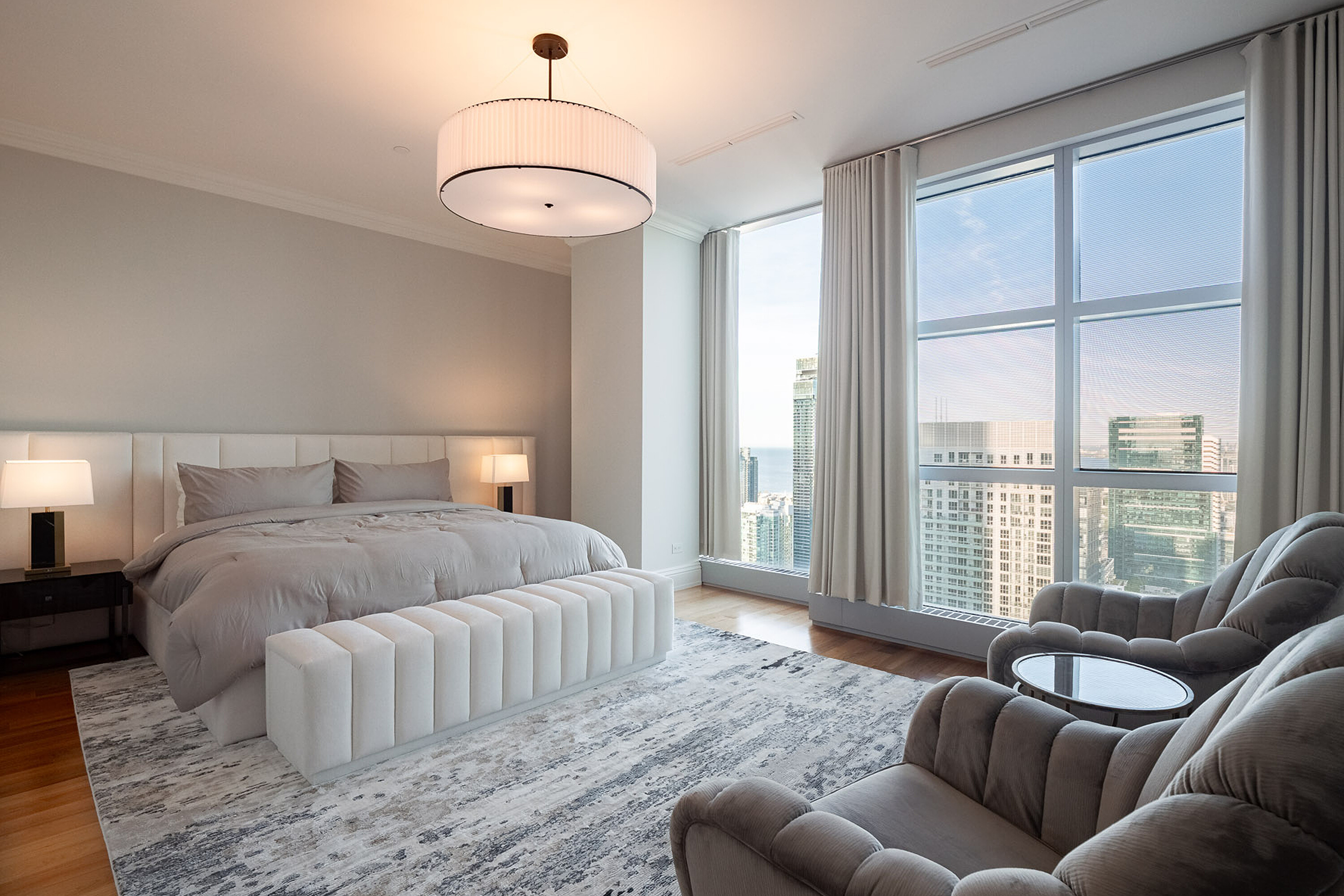  Fully Furnished Two Bedroom - 物件實景