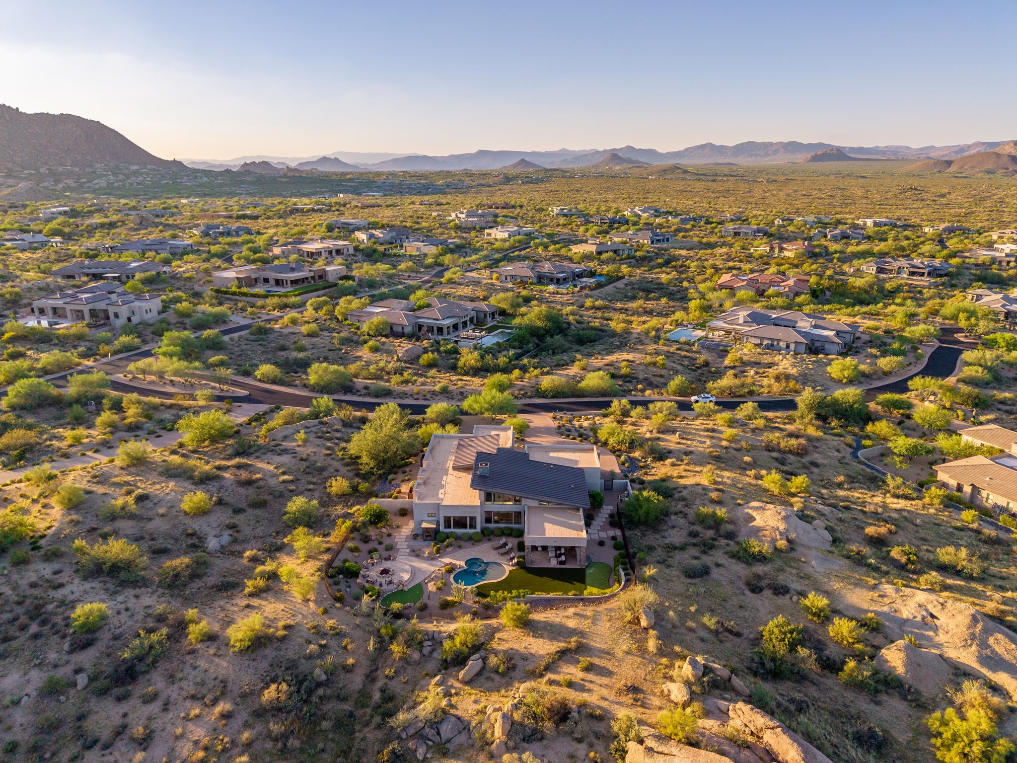  12423 E Desert Vista Dr  Scottsdale, AZ - 物件實景