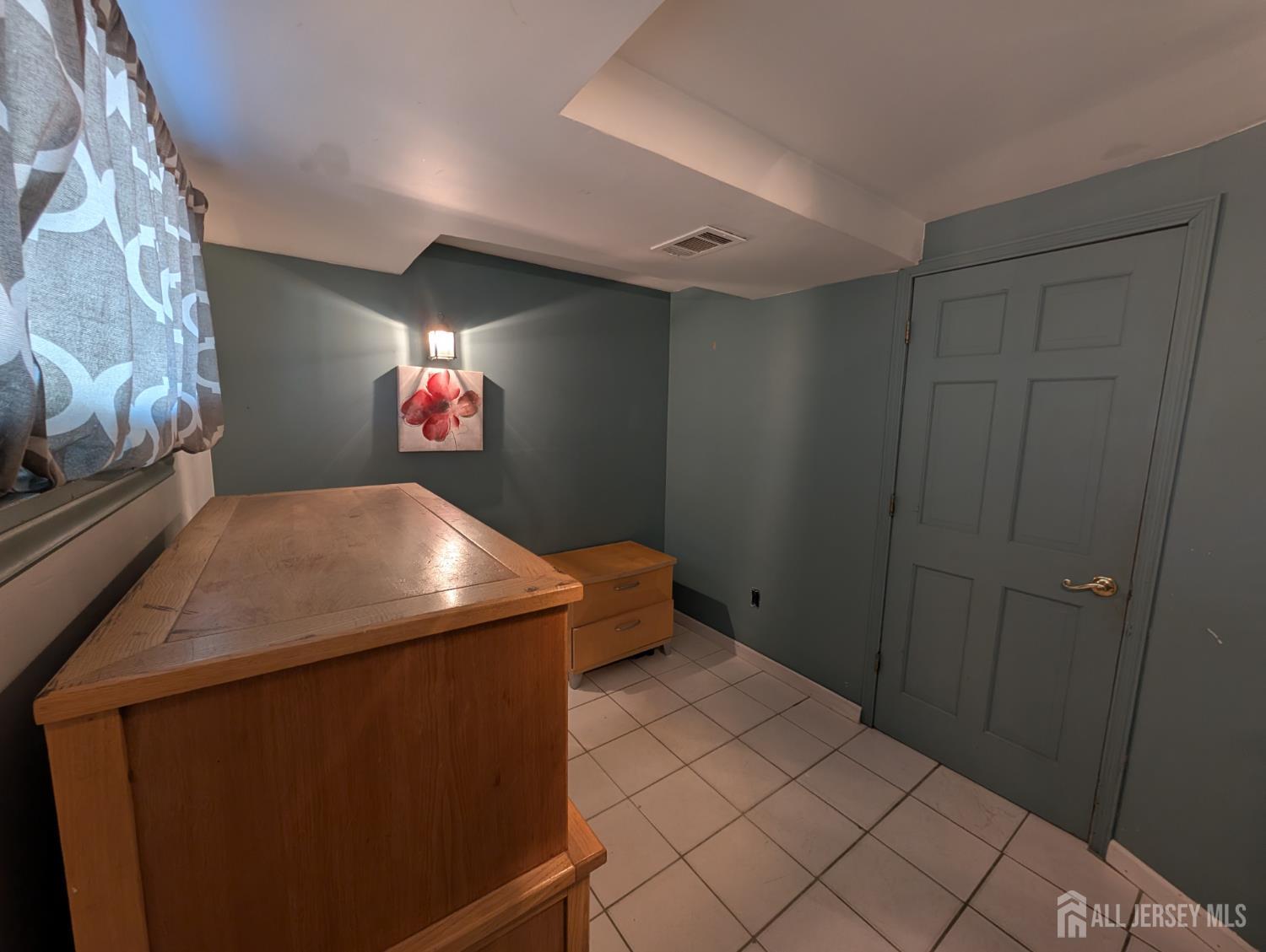 Old Bridge, New Jersey, 08857, United States, 3 Bedrooms Bedrooms, ,2 BathroomsBathrooms,Residential,For Sale,1849014