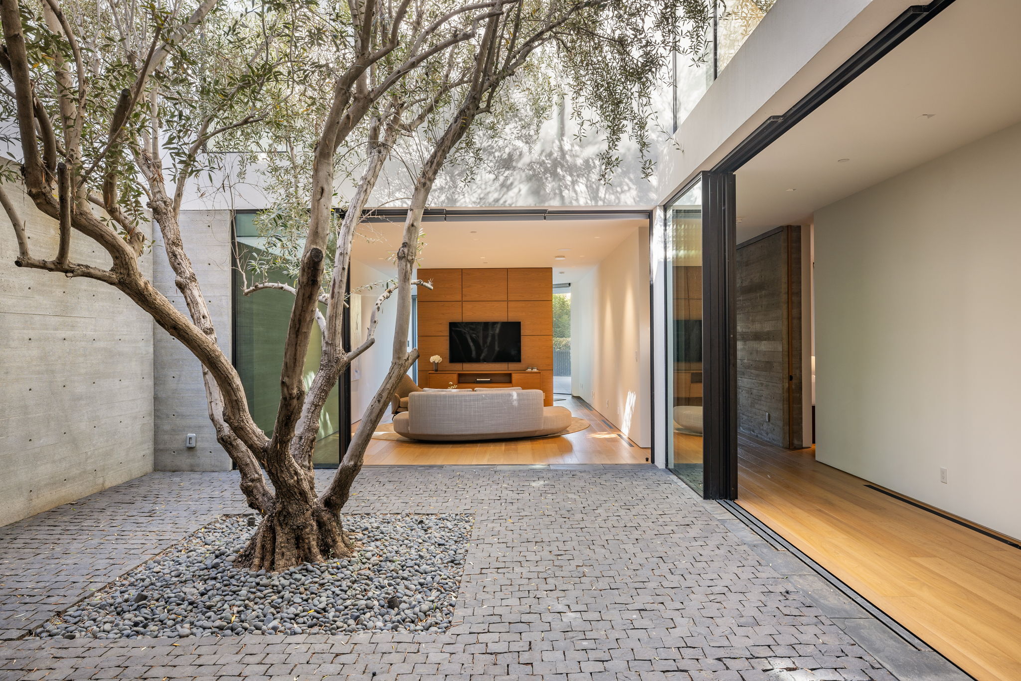  638 Siena Way - 物件實景