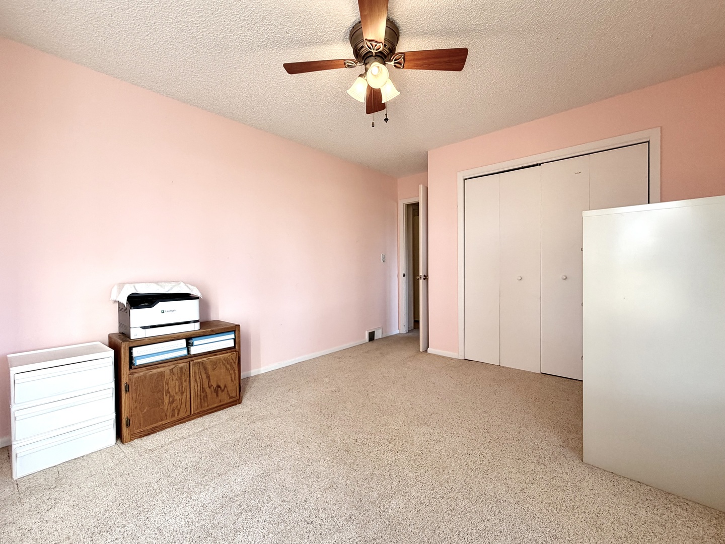 Sycamore, Illinois, 60178, United States, 4 Bedrooms Bedrooms, ,3 BathroomsBathrooms,Residential,For Sale,1988163