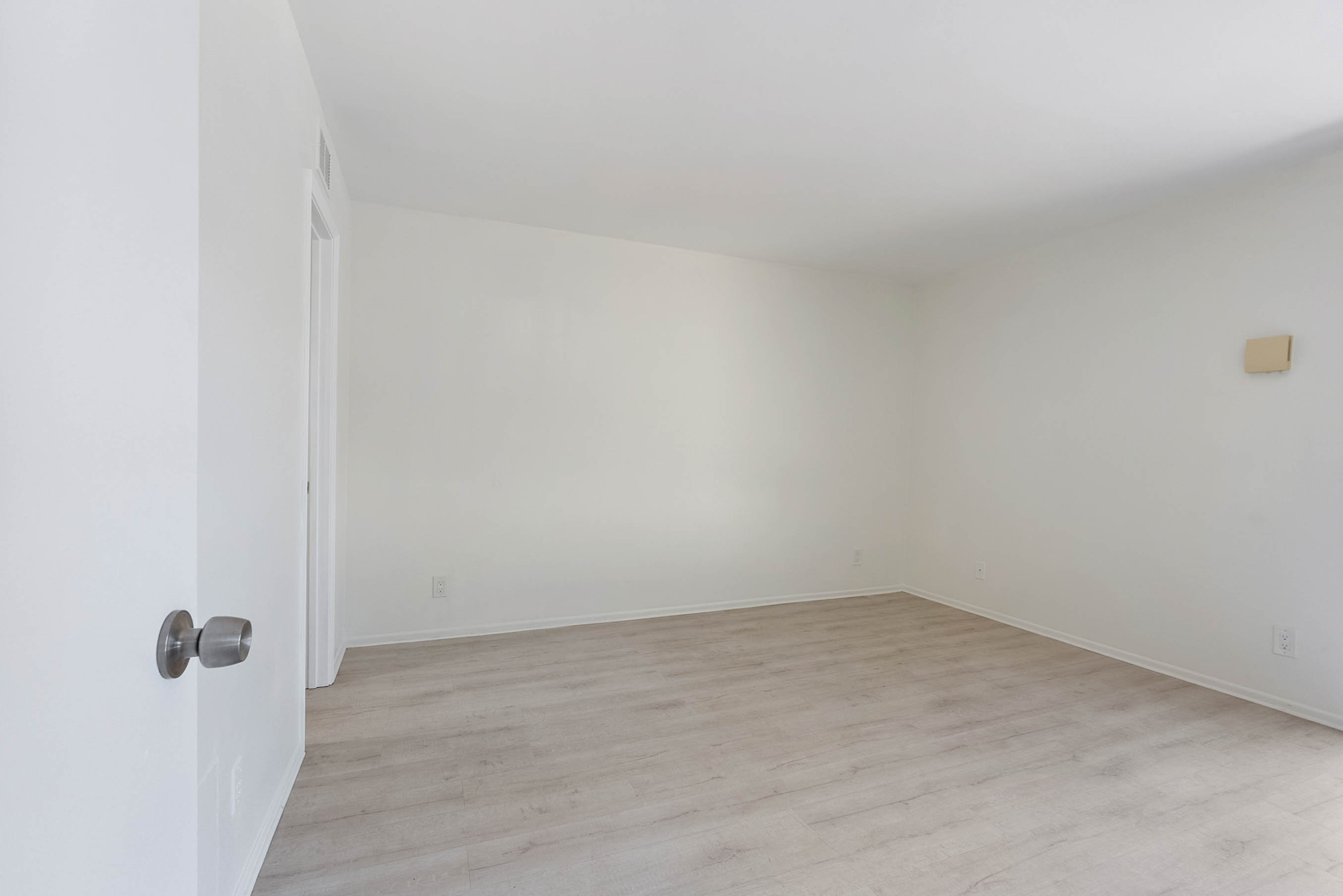  West 91st Street #E1146, Los Angeles, CA 90003 - 物件實景