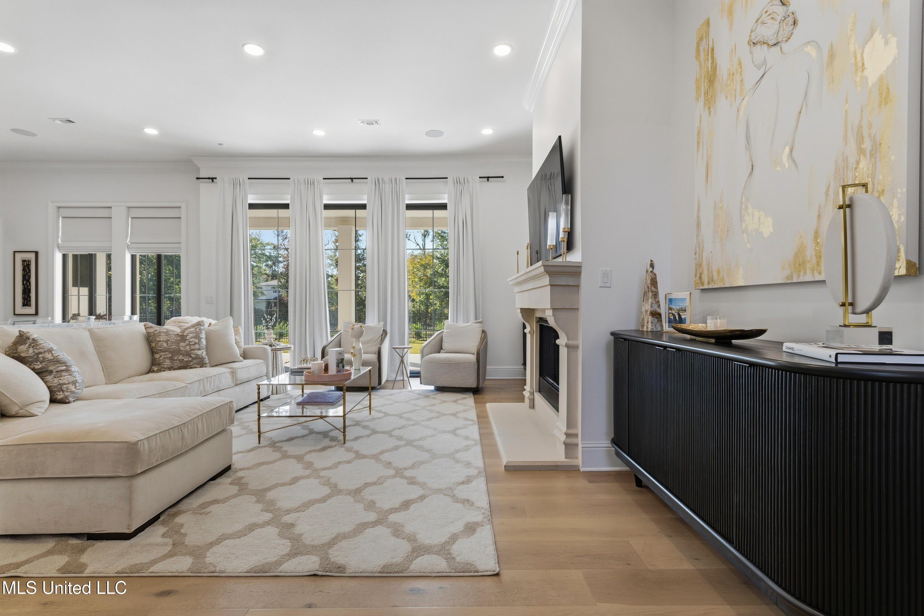 Biloxi, Mississippi, 39532, United States, 4 Bedrooms Bedrooms, ,4 BathroomsBathrooms,Residential,For Sale,1990750