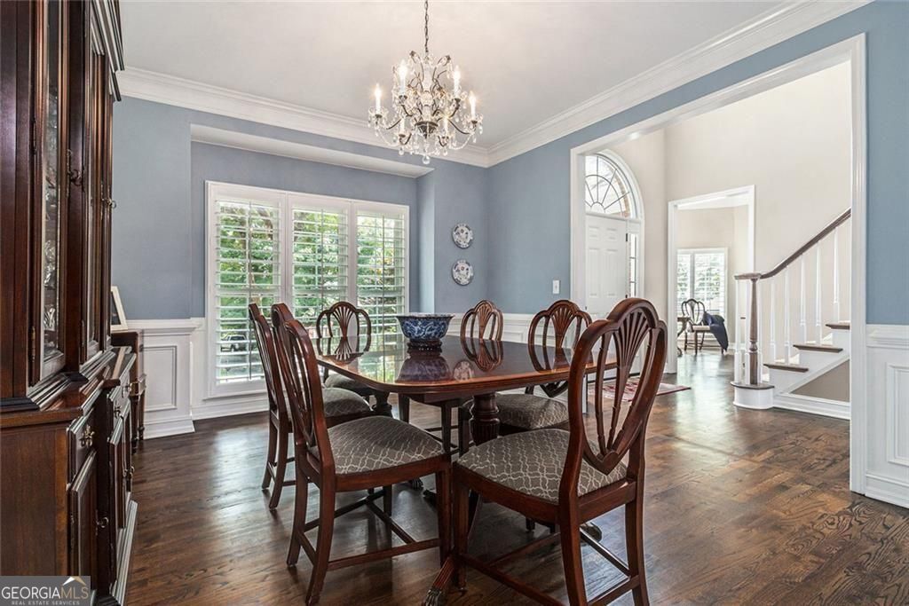 Roswell, Georgia, 30075, United States, 6 Bedrooms Bedrooms, ,5 BathroomsBathrooms,Residential,For Sale,1894243